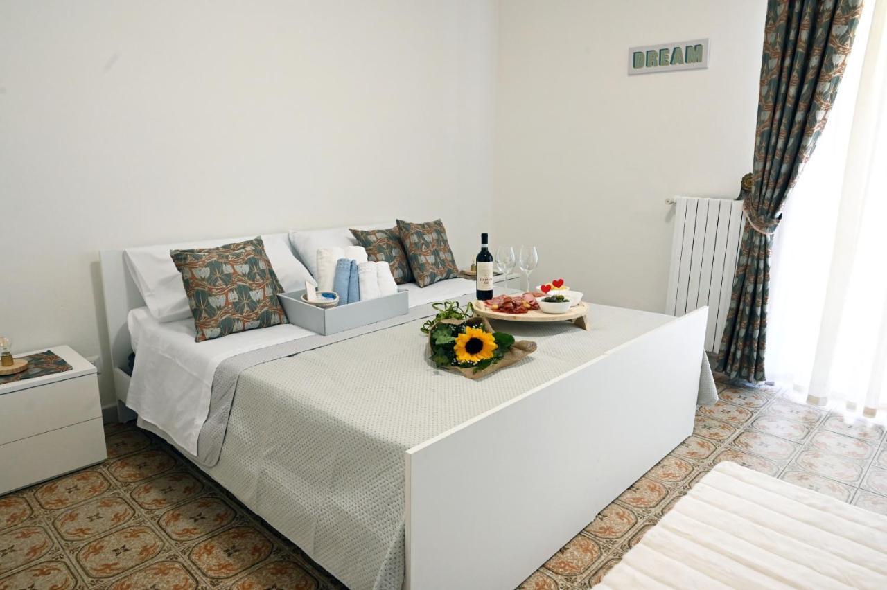 B&B Le Corti Caserta Exteriör bild