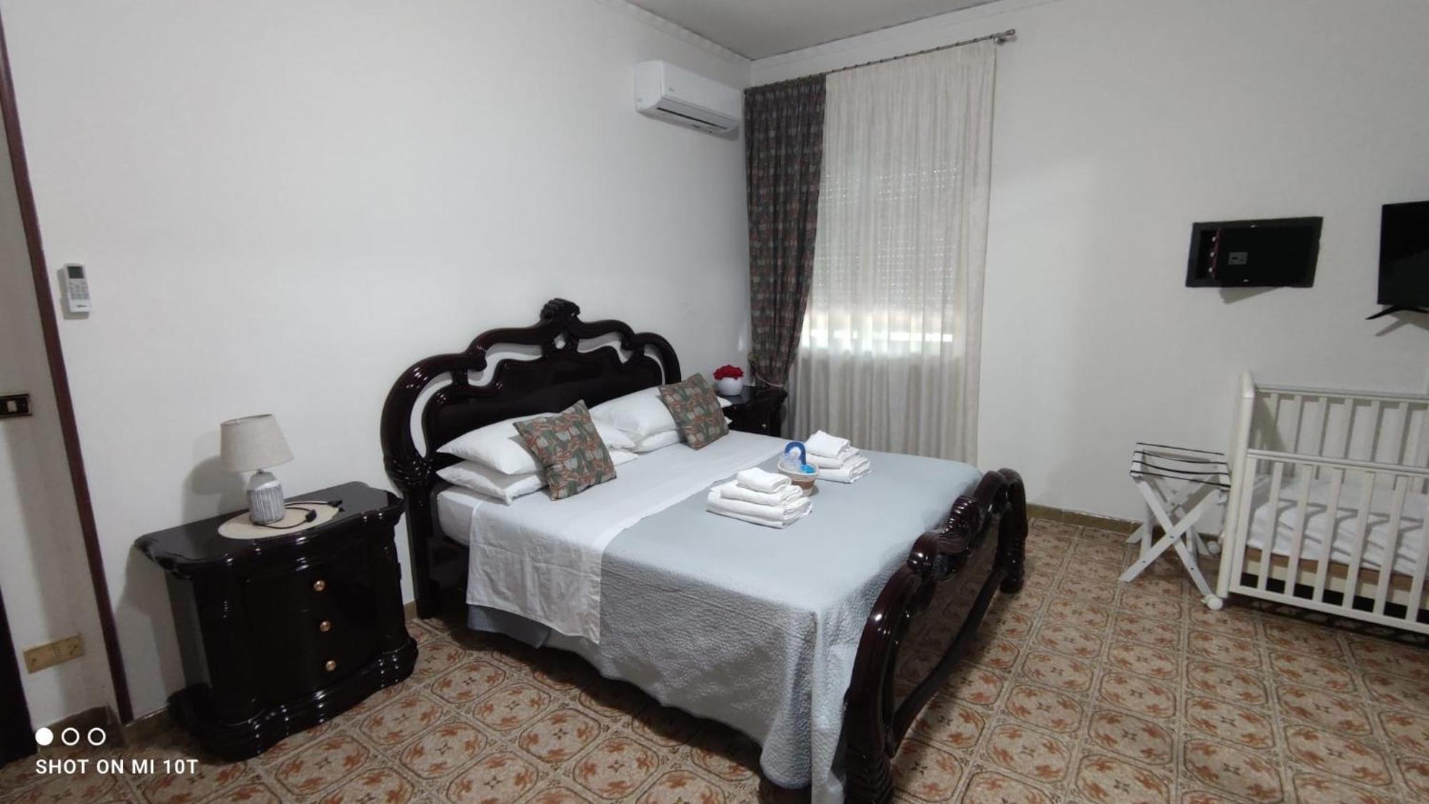 B&B Le Corti Caserta Exteriör bild